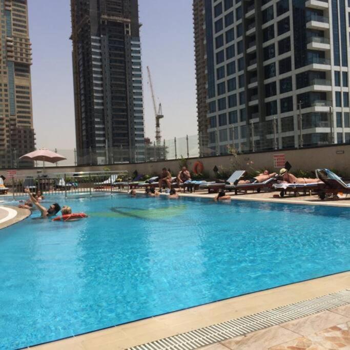 Lake View Jlt - Lovely Apartment In Dubai Dış mekan fotoğraf